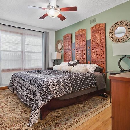 Luxury Oasis- 1 Bedroom Romantic Getaways Лъбък Екстериор снимка