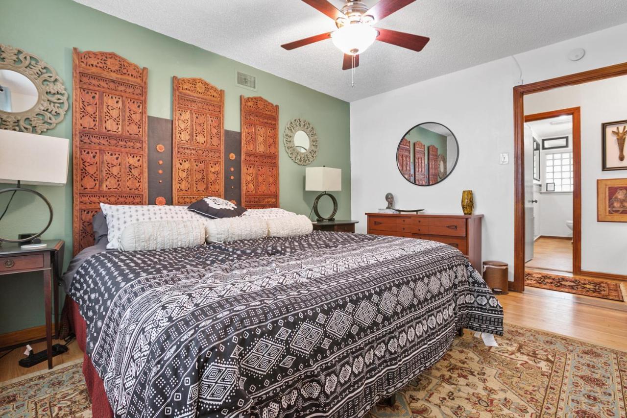 Luxury Oasis- 1 Bedroom Romantic Getaways Лъбък Екстериор снимка