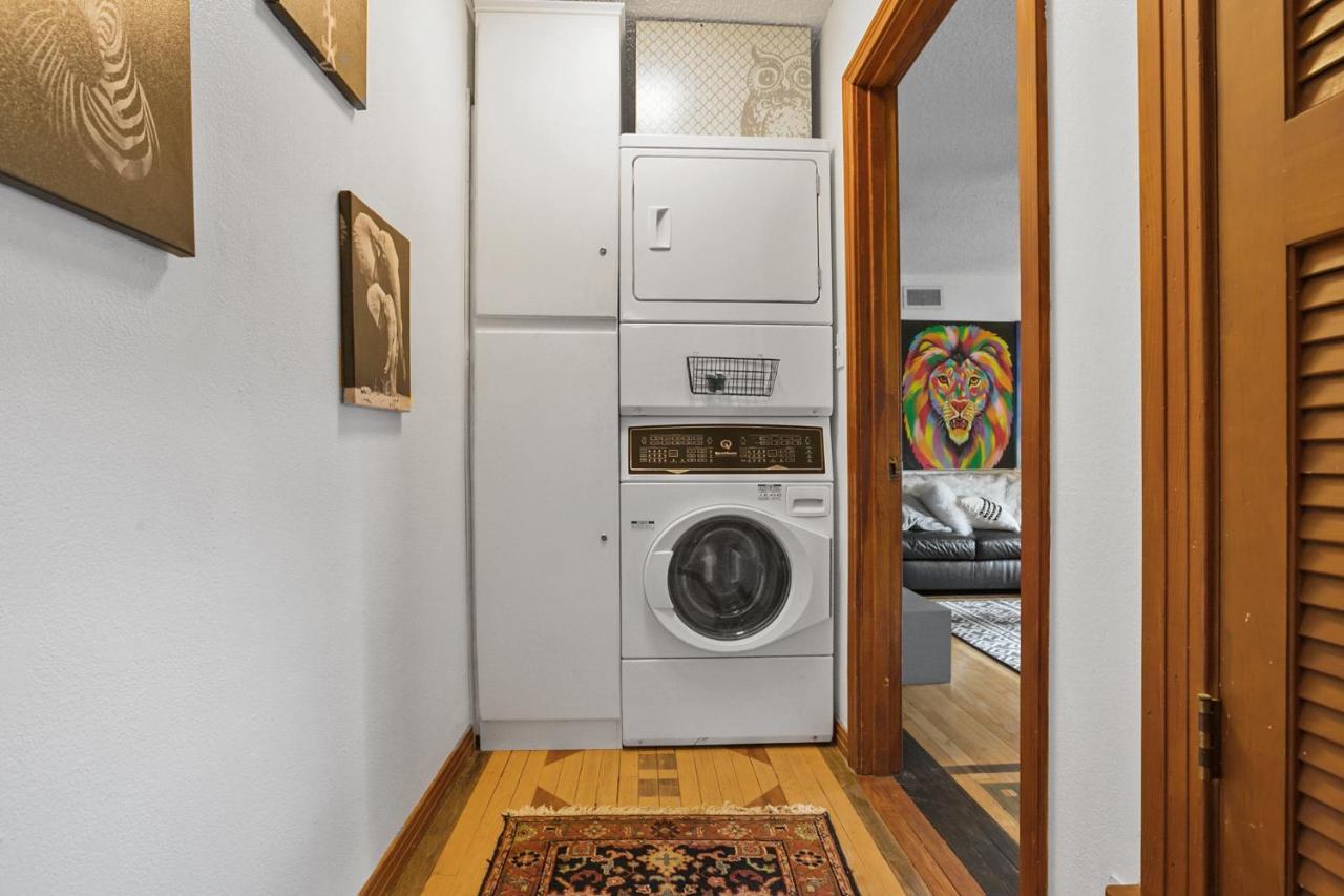 Luxury Oasis- 1 Bedroom Romantic Getaways Лъбък Екстериор снимка