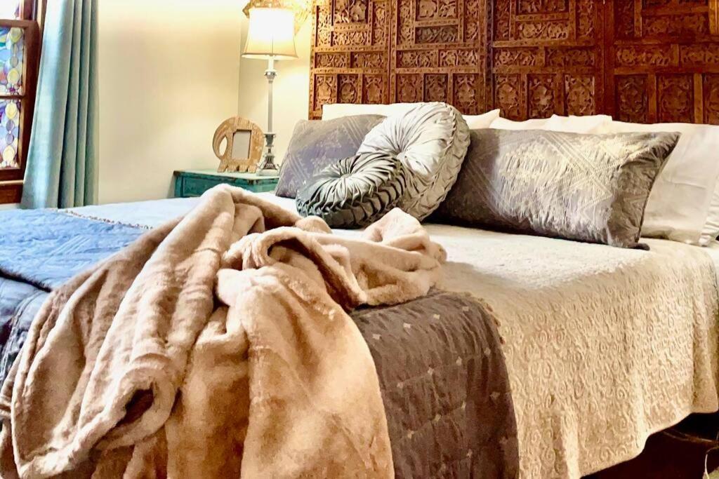 Luxury Oasis- 1 Bedroom Romantic Getaways Лъбък Екстериор снимка